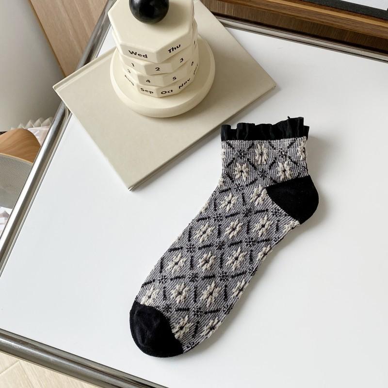 

Spring And Summer Small Lace Socks Women S Retro Diamond Checkered Women S Socks College Style Student Base Socks Japanese Casual Cotton Socks One size fits all