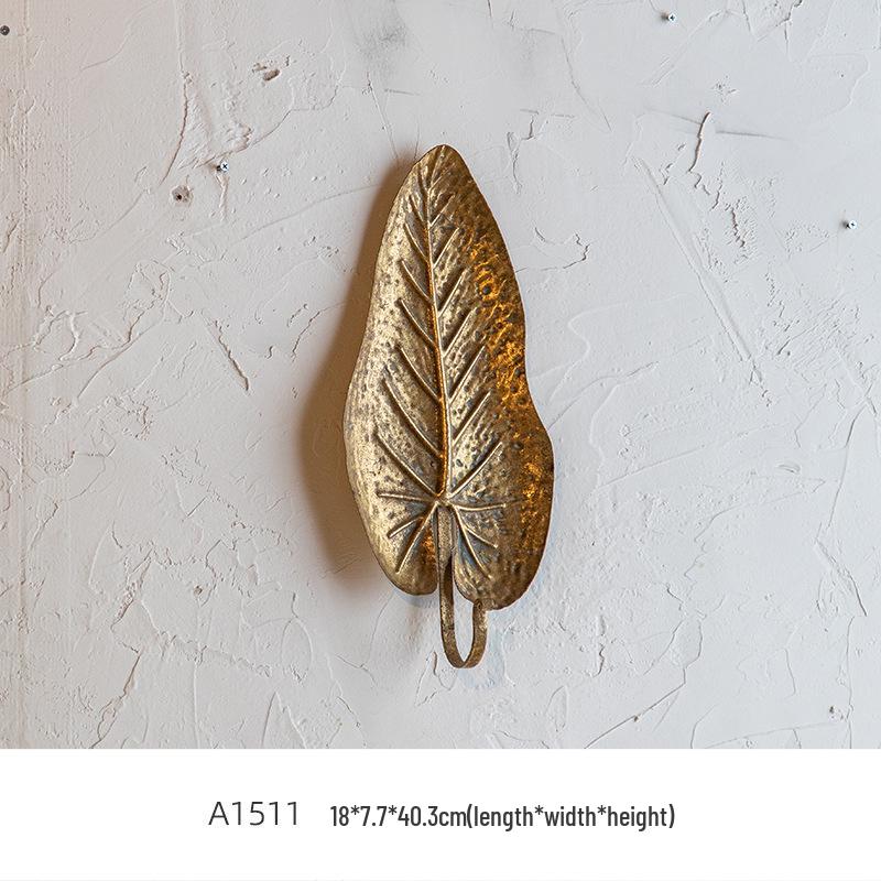 Bohemian Leaf-Shaped Wall Hanging for Bedroom or Christmas Décor