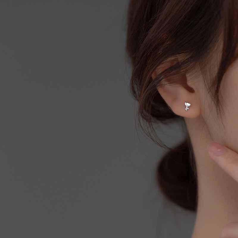 Glossy Tulip Stud Earrings: Cute, Trendy, Simple & Fresh for 2022 Copper