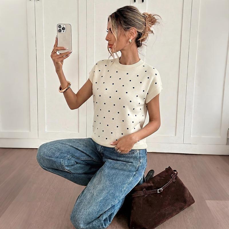 2026 Autumn Women's Polka Dot Knit T-Shirt: Round Neck, Short Sleeve, Loose Fit Sweater Style