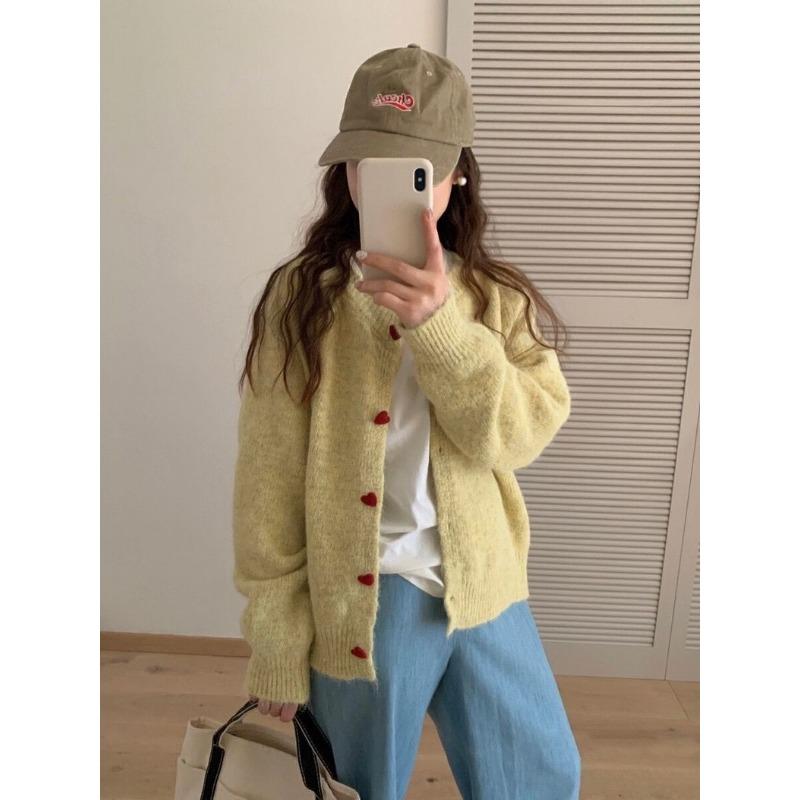 Sweet soft waxy love buckle knitted cardigan women's autumn and winter new loose fashion age-reducing crew neck sweater jacket