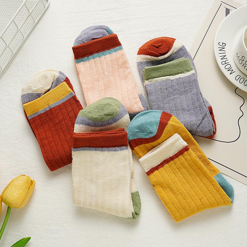 5 Pairs Women's Korean Harajuku Style Breathable Socks Mid-tube Colorful Socks