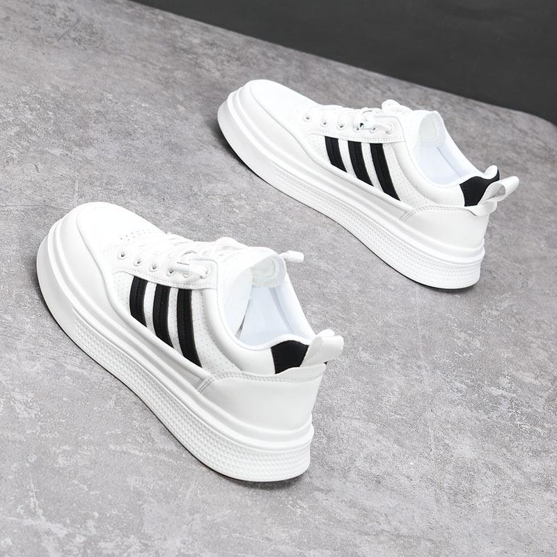 Spring 22 summer new breathable ultra-light thick-soled heightening casual board shoes