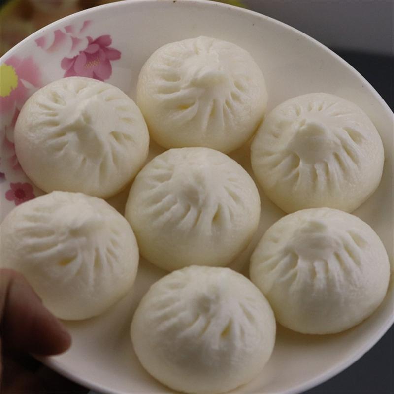 5.5cm Steamed Stuffed Buns Simulation Food Soft Decompress Fidgets Relieve Stress Toy for Adult Kids Kitchen Photo Props