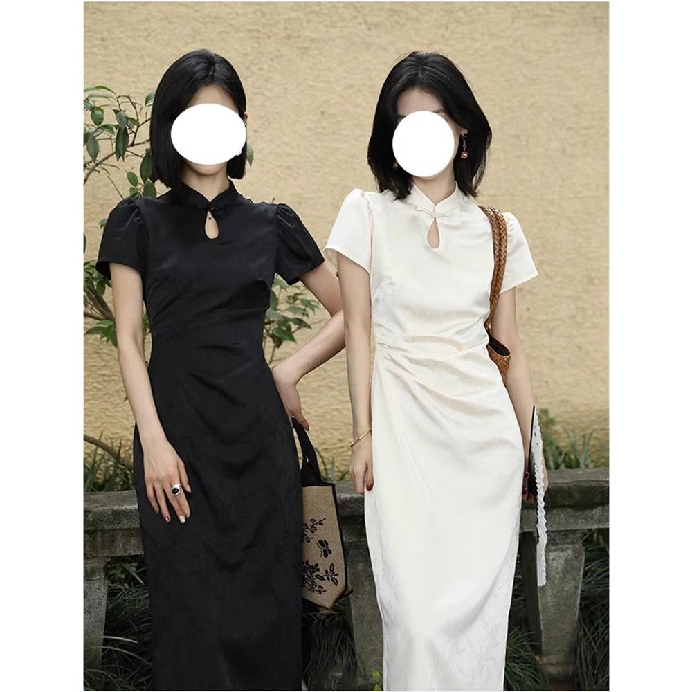 Damen modifiziertes chinesisches Qipao-Kleid, Satin-Jacquard Cheongsam Midi-Kleid mit Schlüssellochausschnitt für den Sommer