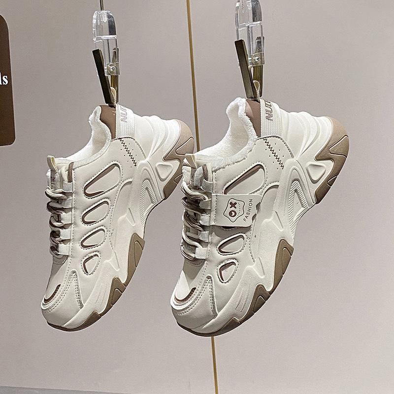 

Stepping on shit, thick-soled heightening sneakers for women s 2025 new autumn shoes, small versatile and velvet warm dad shoes 40