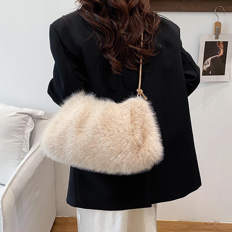 Fluffy Bag Women's 2025 Autumn and Winter New Fashion Simple Furry Shoulder Bag Textured Women's Handbag Tote Bag