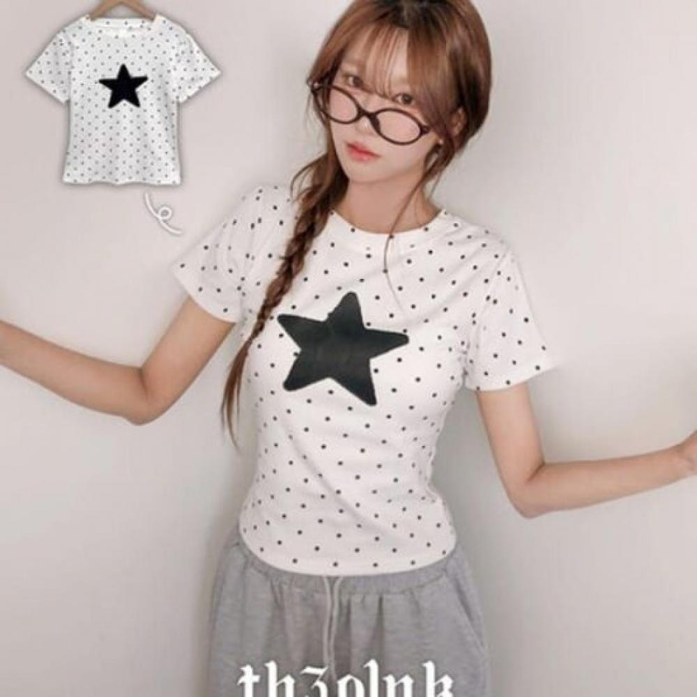 The Pink Slim FiT DoT One STar PrinTed T shirT