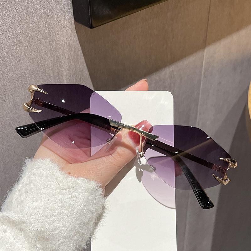 Vintage No Frame Rivet Hook Hexagon Sun Glasses For Ladies For For Gents Sun Glasses Luxury Designer Punk Popular Hip Hop Eyeglasses UV