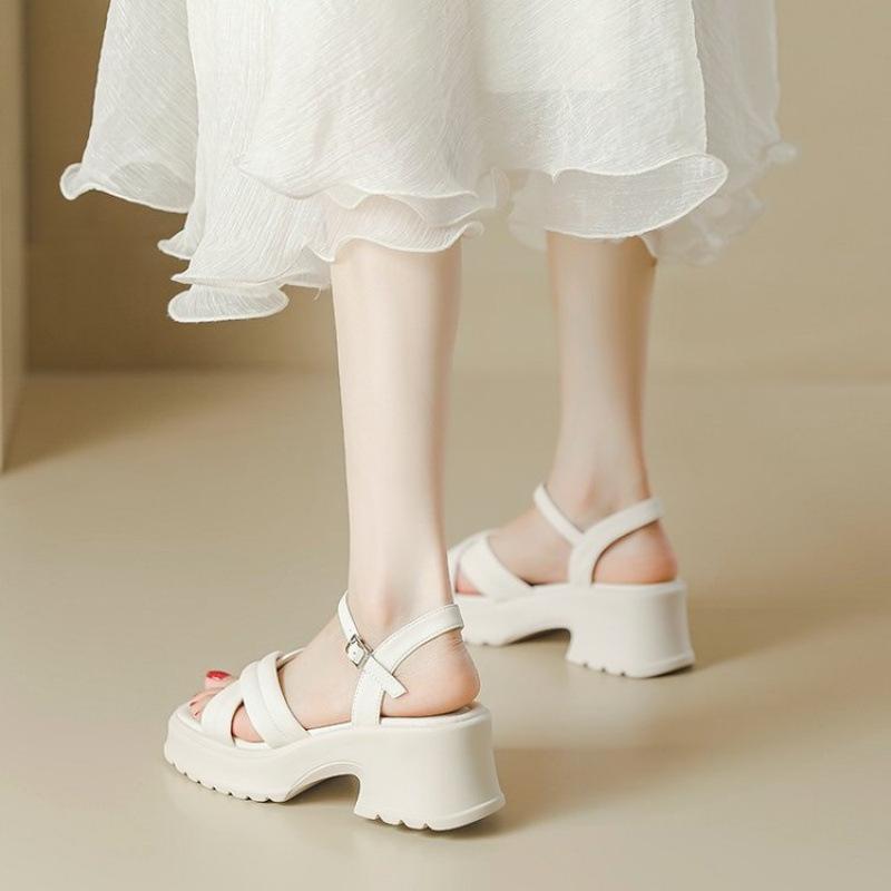 Not Tired Shoes~ Soft 2025 New Summer Small Height-increasing Platform Sandals Women's Muffin Roman Shoes