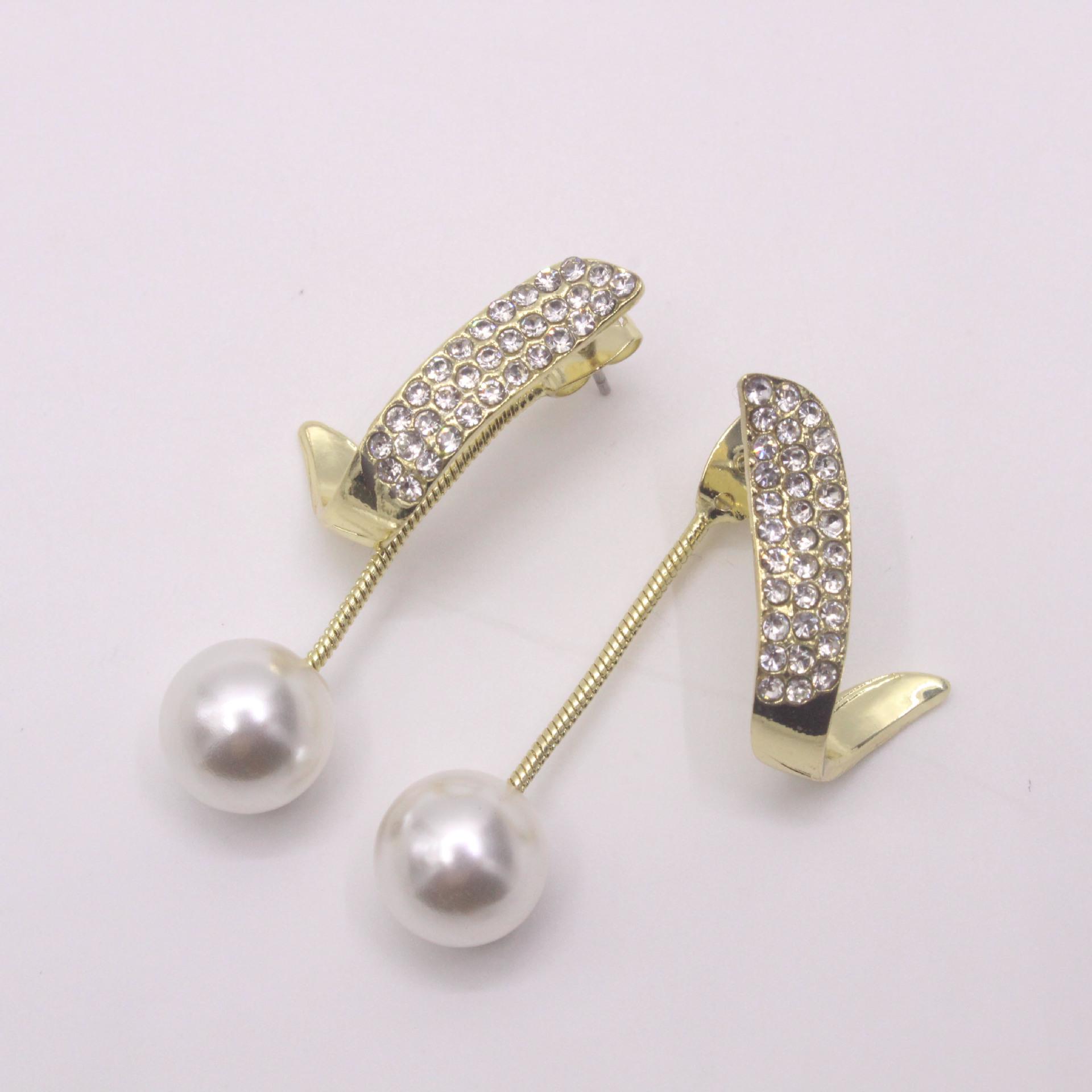 2022 Elegant Full Diamond Twist Ring & Pearl Tassel Earrings Set