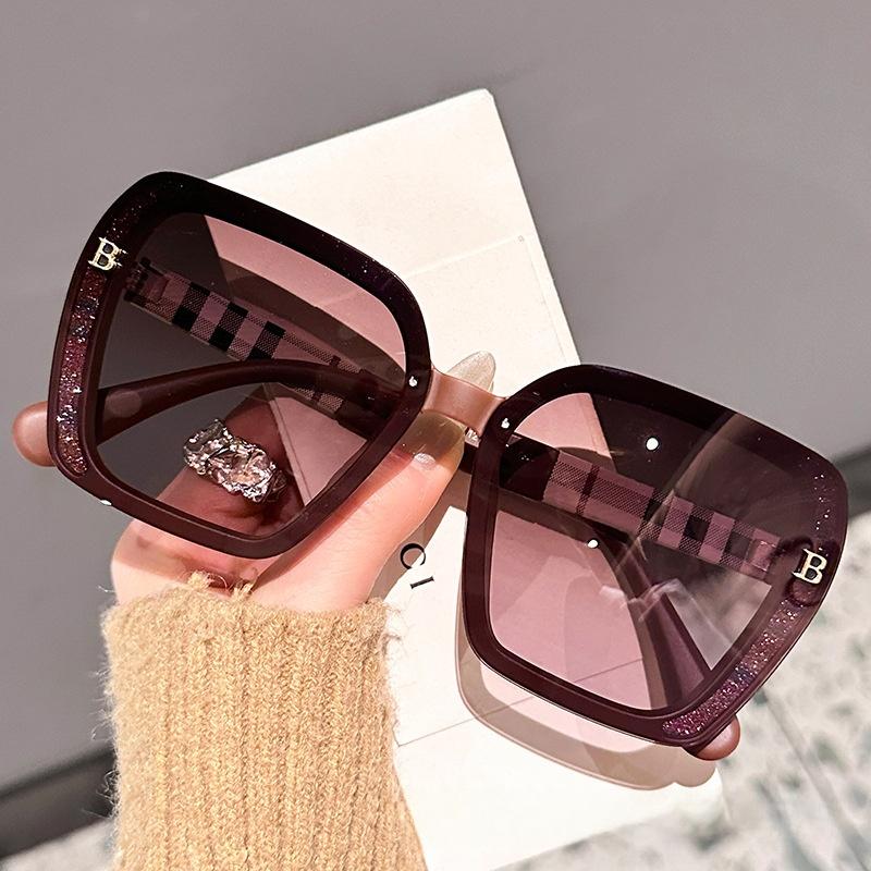 

Women s Sunglasses Large Frame Light Luxury Plaid Temple High Definition New Letter DS-9906