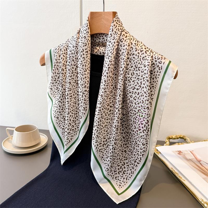 2026 New Fashionable Bandanas 70*70cm Temperament Square Scarves Women Spring/Summer Soft Satin Leopard Print Scarf