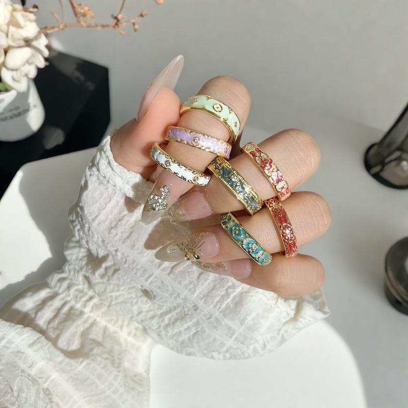 Neuer Mittelalterlicher Französischer Retro Emaille Tropfen Offener Ring Muster Hofstil Nischendesign Personalisierter Ring Frau