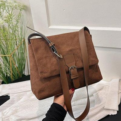 Samt Umhängetasche Damenmode Neue Pendlertasche mit hoher Kapazität Einfache vielseitige einfarbige Schulter-Crossbody-Tasche aus Wildleder ARI