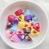 10 stuks Schattige Cartoon Geschilderde Aardbeientaart Platte Achterkant Hars Cabochon Voor Haarstrikken DIY Scrapbooking Telefoon Decoratie Sieraden Knutselen