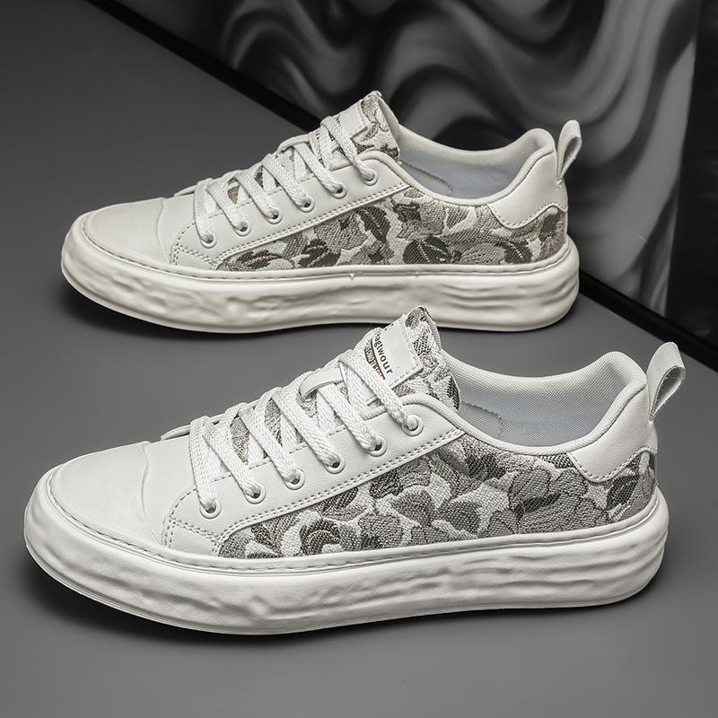 Comfortable Sports Simple Classic Low-top Comfortable Casual Shoes Lightweight Soft-soled Skateboard Shoes