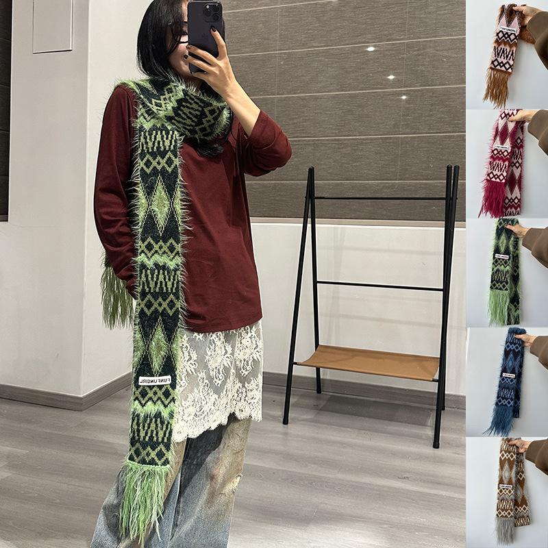 New Korean Version Ins Warm Retro Scarf Women's Autumn and Winter Versatile Fashion Student High-end Knitted Small Scarf