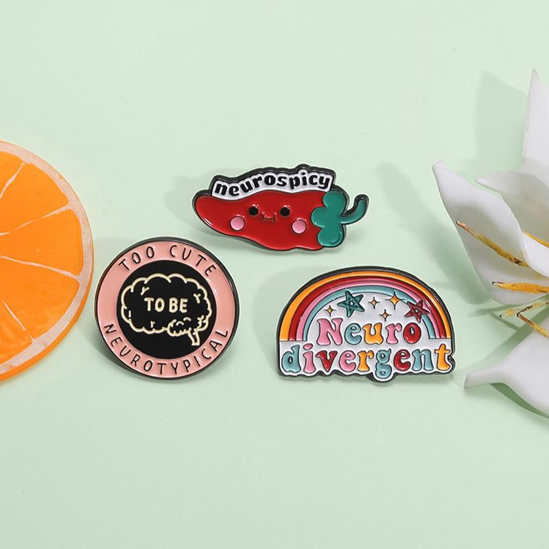 Spilla Smaltata Autismo ADHD Neurospicy Consapevolezza Autistica Puzzle Spille Salute Mentale Badge per Risvolto Zaino Gioiello Regalo per Amici