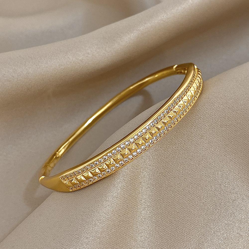 Vintage Zircon Geometric Square Cuff Bracelets for Women Fashion Gold Plated Copper Stacking Bangle Bracelet Jewelry Gifts