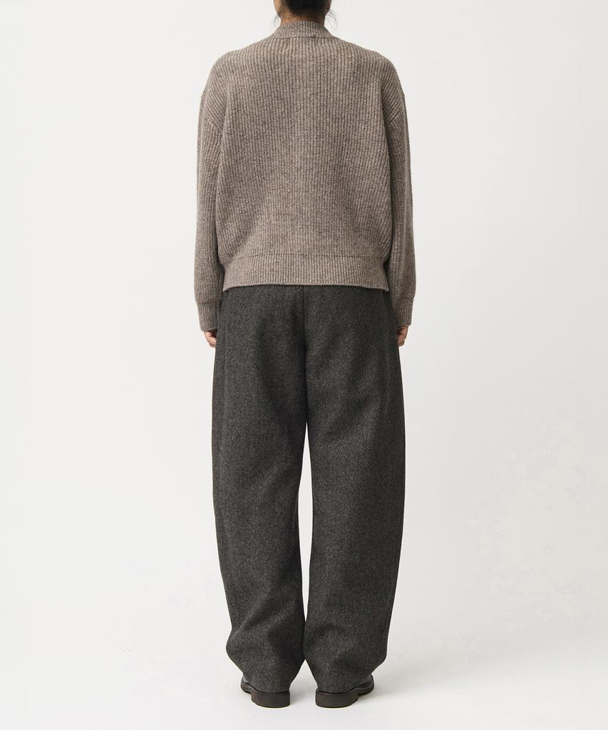BEAT&SLNC Morrow Crewneck Cardigan (Mocha)