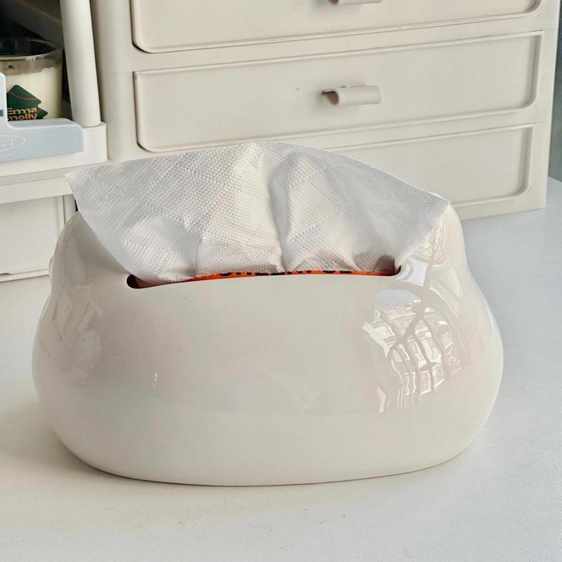 1 Piece Car Toilet Paper Box Hello Kitty Cartoon Cute Tissue Box Creative Kawaii Living Room Dining Room Bedroom Decoration Gift