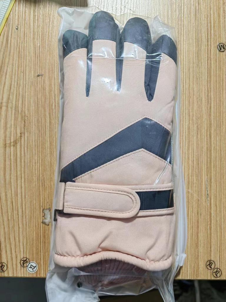 Unisex Ski Gloves: Warm, Waterproof, Fleece-Lined for Outdoor Snow Play, Cold Protection, Travel, Japanese Style, Cycling.