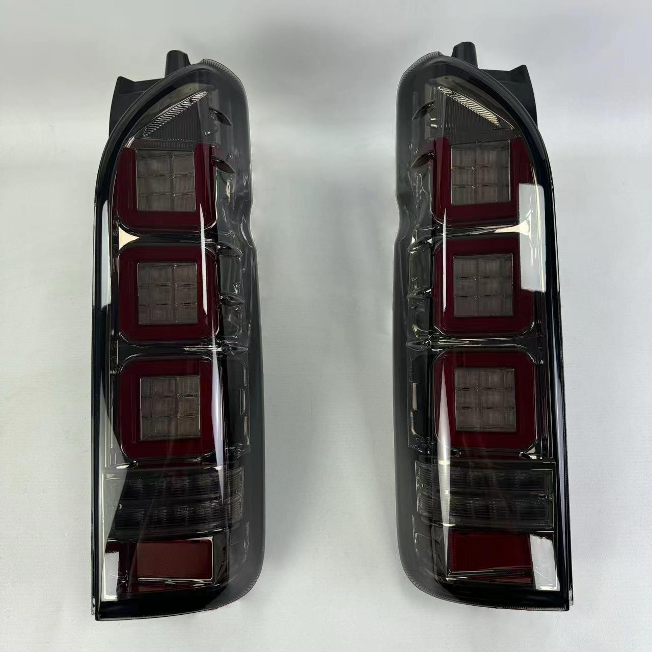 Светодиодные задние фонари и динамические указатели поворота для Toyota Hiace H200 Series 05-18