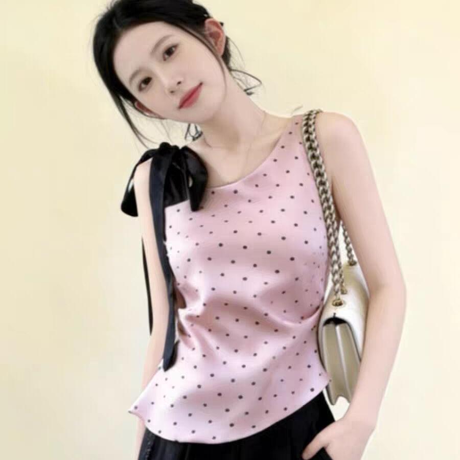 Korean sweet pink polka dot slanted shoulder sling vest women's new design sense beautiful straps beautiful top