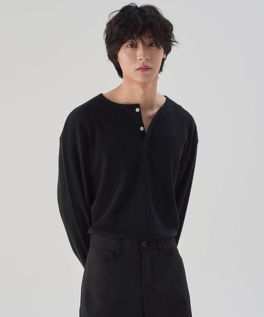 Ousa Henley Neck Long Sleeve T-Shirt 2 Colors