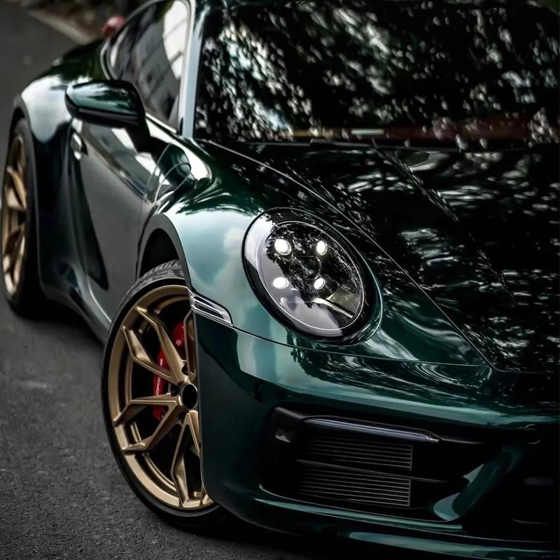 

Glossy Car Stickers Metal Paint Dark Green Car Body Film Air Release Vinyl Wrap Film Waterproof Decal for Auto Decor Accessories 0.5Mx1.52M темно-зеленого