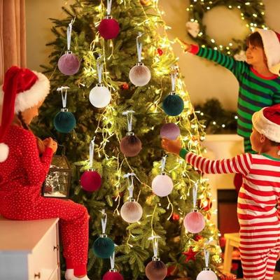 12 Stück/SET 6cm Samt Weihnachtskugeln Set Samt Festival Weihnachten Beflockte Kugeln Anhänger Kunststoff Rot Grün