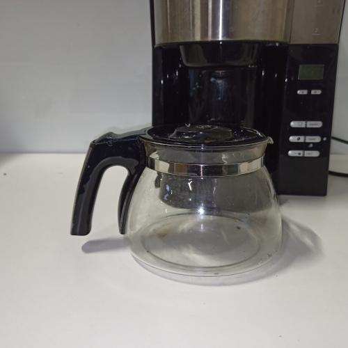 Vrácení zákazníka Ecost Melitta 102101 filtrovaný kávovar, nerezová ocel, černá