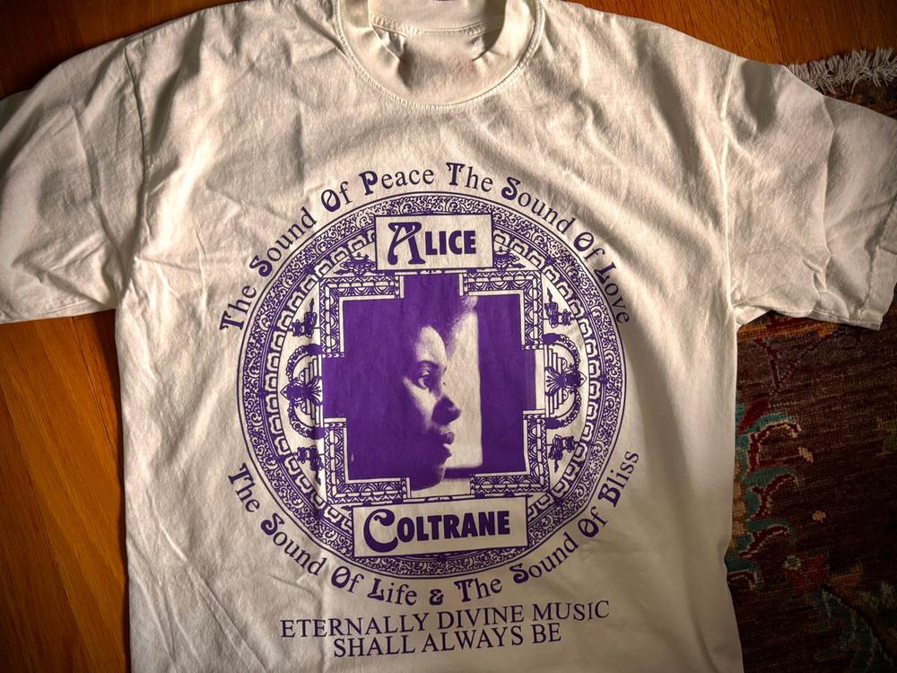 

Vintage Alice Coltrane Shirt Tee Short Sleeve Adult Size S to 5XL NZ039 Unisex T-Shirt M