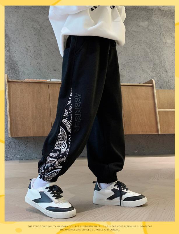 2025 Boys' Fleece-Lined Winter Pants - Stylish One-Piece Sports Trousers for Medium & Large Children