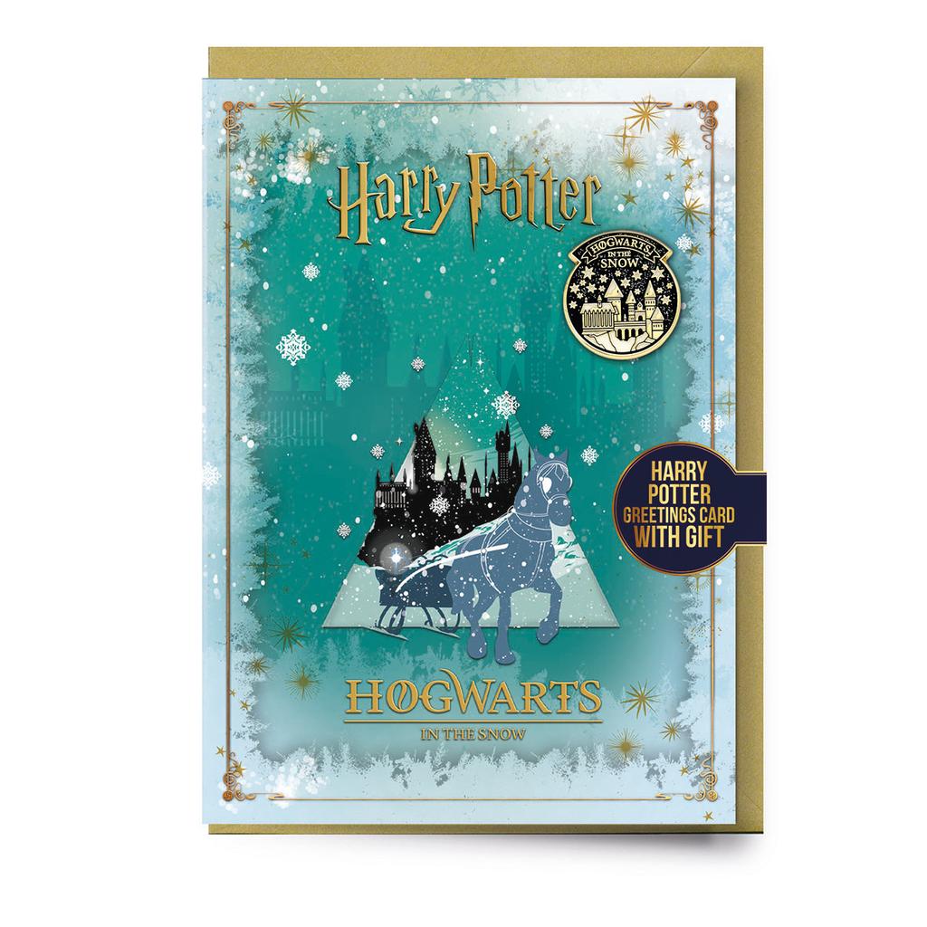 Harry Potter Hogwarts In The Snow Christmas Card with Hogwarts In the Snow Pin Badge (Pack of 6)