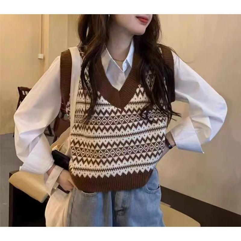 Rhombus Vest Women's Early Autumn New Outer Wear Stacked Inside Wear Retro Knitted Sweater Vest