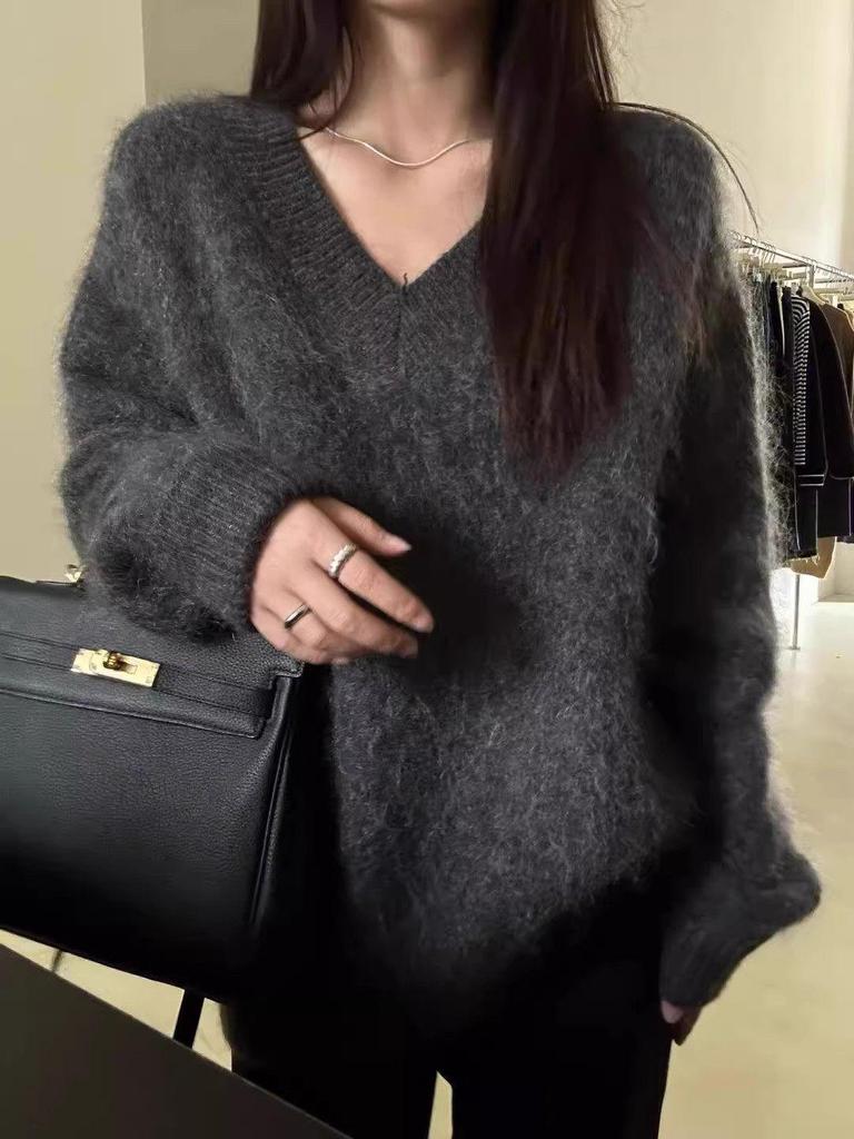 Women's Gray V-Neck Mohair Sweater - Cozy Autumn/Winter Knit Pullover