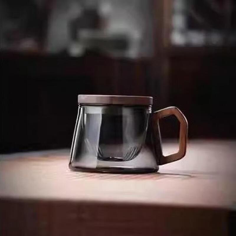 Shangqi Translucent Black Glass Puerh Tea Cup with Wooden Handle
