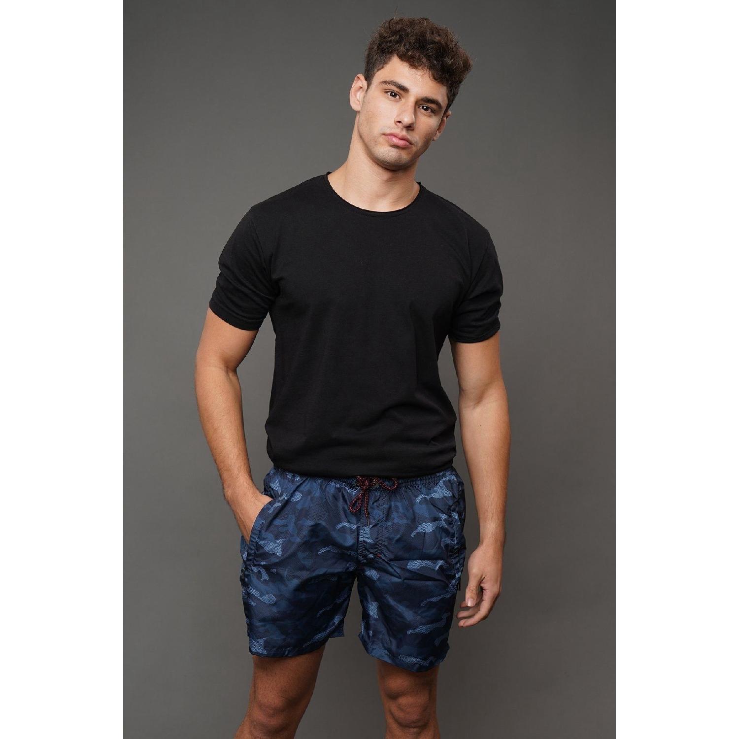 

Camouflage Patterned Swim Shorts M безодня