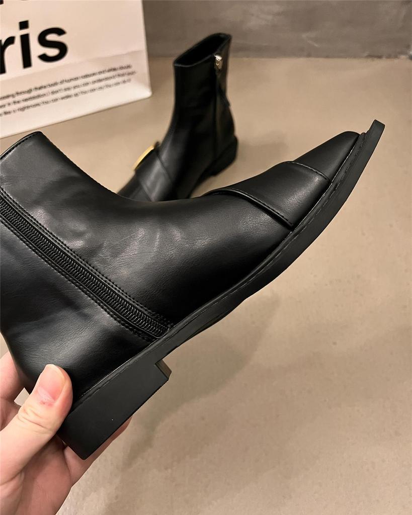2025 Women's Korean Style Chelsea & Martin Ankle Boots: Street-Chic, Flat, Short Design