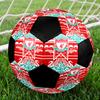 Fußball in Größe 5 mit Liverpool Football Club Thema, geeignet für Spiele drinnen und draußen, ein Geschenk für jeden geeignet.