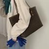 Winter Large Bag Women's Bag 2025 New Letter Printed Tote Bag Versatile Ins Large Capacity Shoulder Bag Ins Wind