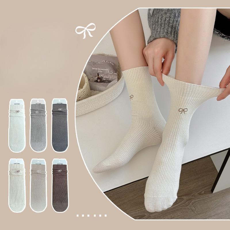 Female Spring and Autumn Pure Color Embroidery All Go Boneless In The Tube Pile Pile Cotton Socks