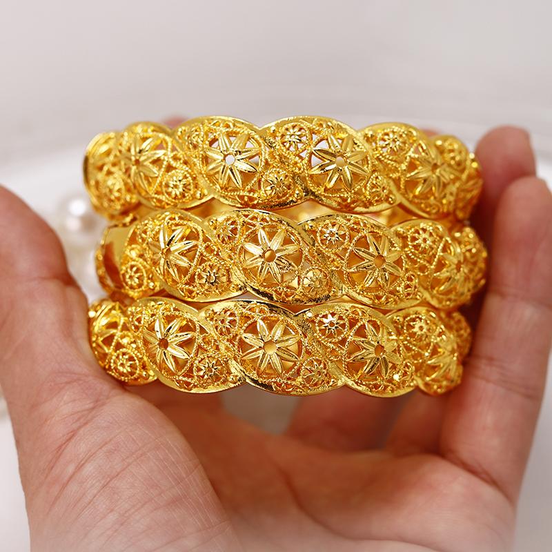 1pcsFashionable and Design Sense Womans Elegance Style Bracelet, Perfect for Parties and Festivals, a Versatile Gift Option.
