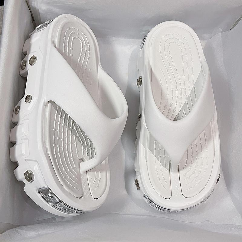 

Модные женские клоги в панк-стиле 2025 Новое поступление Мягкие EVA Толстая платформа Шлепанцы Удобная садовая обувь Модные пляжные сандалии 40-41 белый