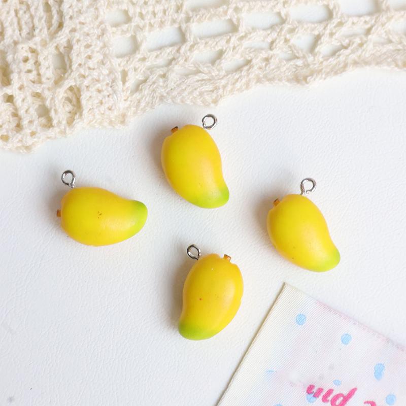 5Pcs Multicolor 3D Fruit Shaped Loose Beads for DIY Handmade Bracelet Keychain Jewelry Making Craft for Home School Use