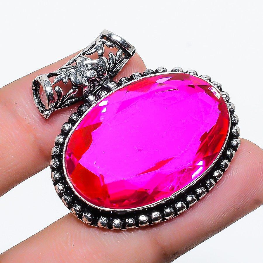 

Pink Rubillite Gemstone Handmade Ethnic Gift Jewelry Pendant 1.38 VR-1578