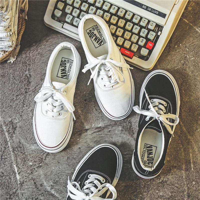 Casual Flat Shoes Canvas Sports Shoes Women's Outdoor Solid Color Light Sports Women's Vulcanized Shoes Thick Sole Versatile