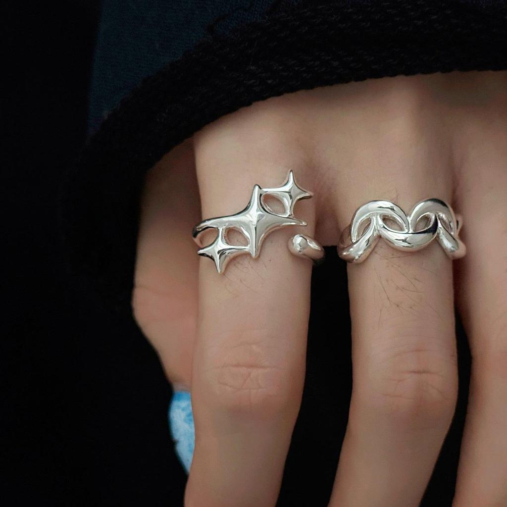 High-End Geometric Openwork Crescent Star Ring - Minimalist, Stackable, Trendy Women's Index Finger Jewelry